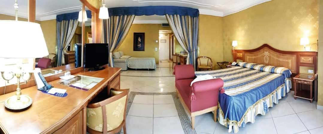 Grand Hotel La Pace (Adults Only) Сант'Анджелло Экстерьер фото