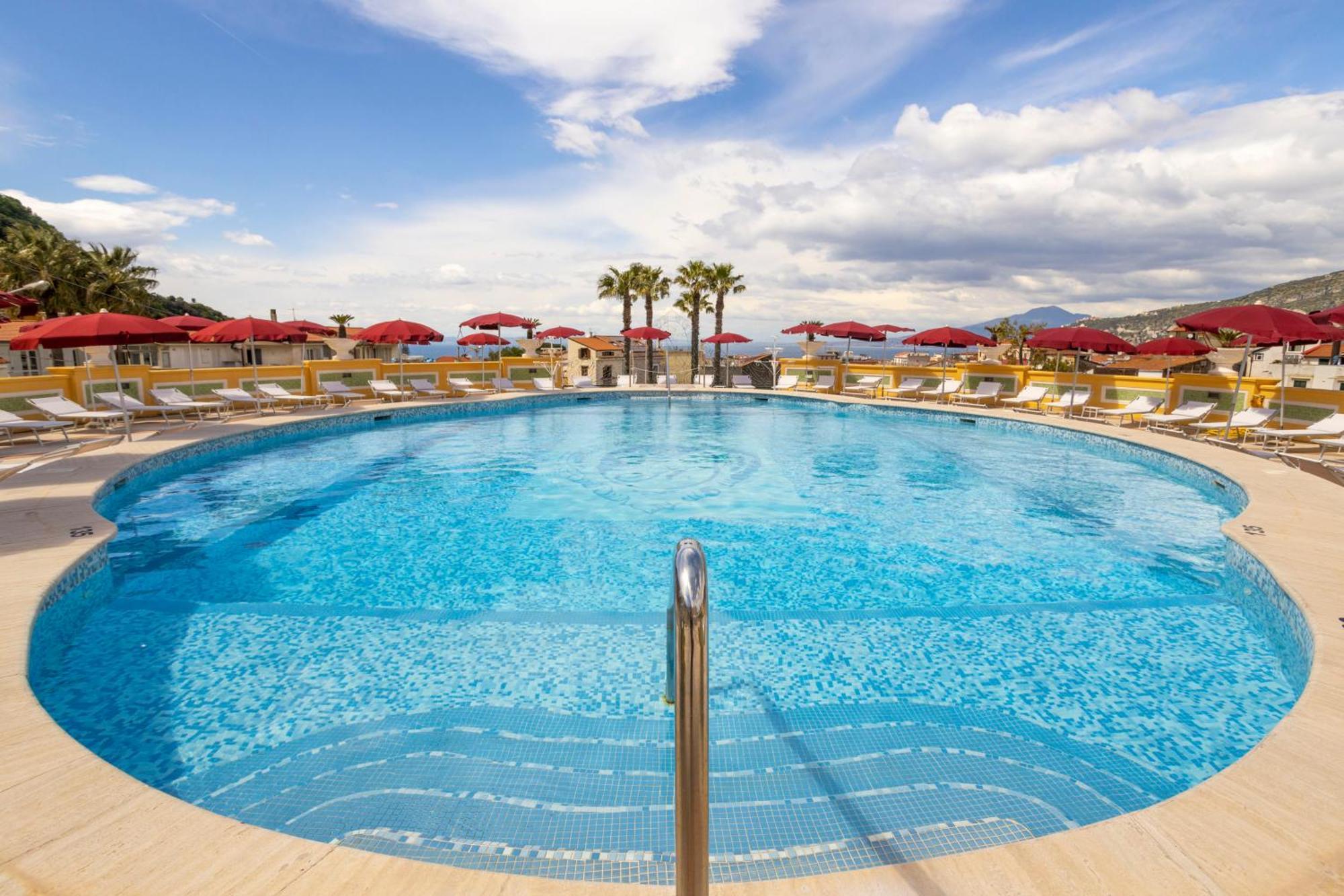 Grand Hotel La Pace (Adults Only) Сант'Анджелло Экстерьер фото