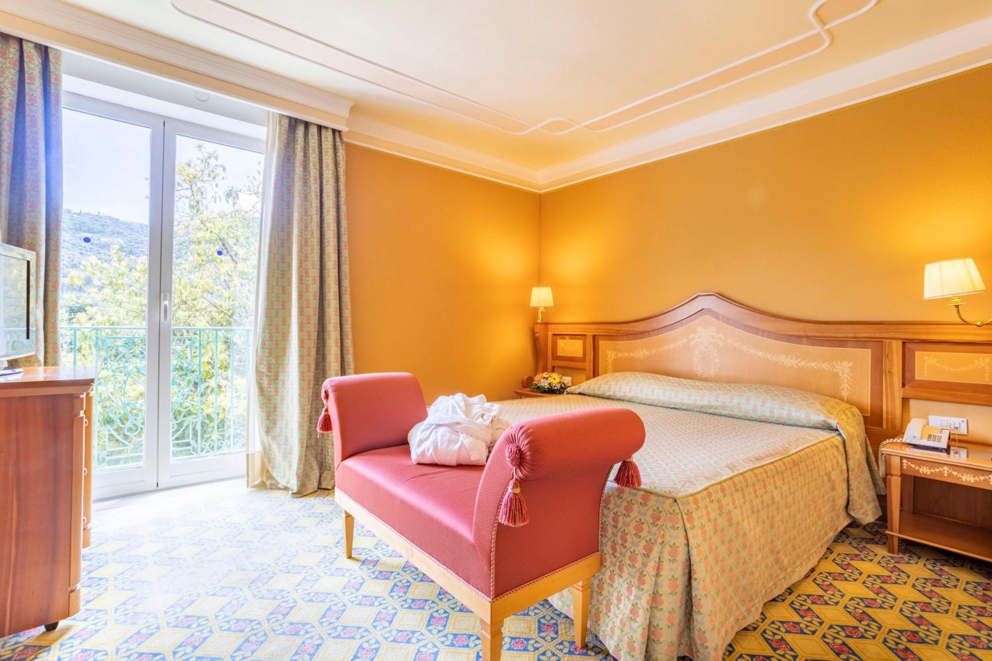 Grand Hotel La Pace (Adults Only) Сант'Анджелло Экстерьер фото