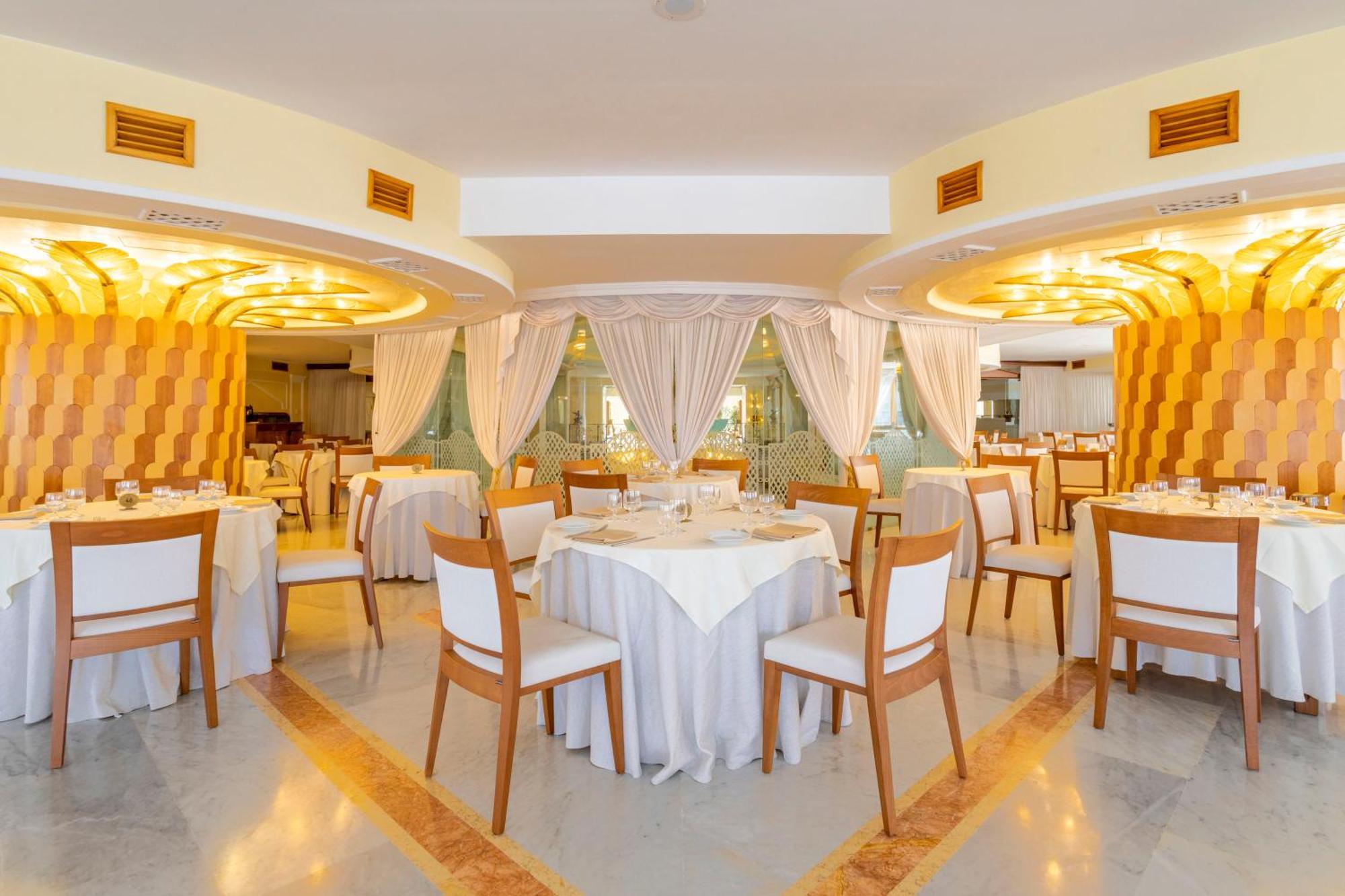 Grand Hotel La Pace (Adults Only) Сант'Анджелло Экстерьер фото