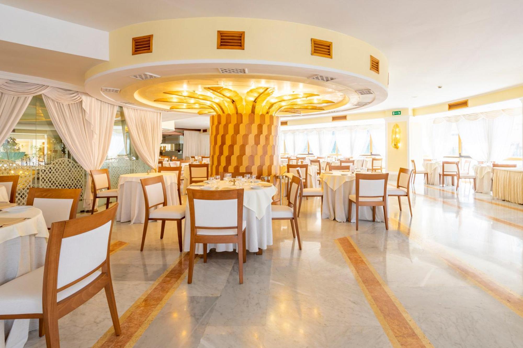 Grand Hotel La Pace (Adults Only) Сант'Анджелло Экстерьер фото