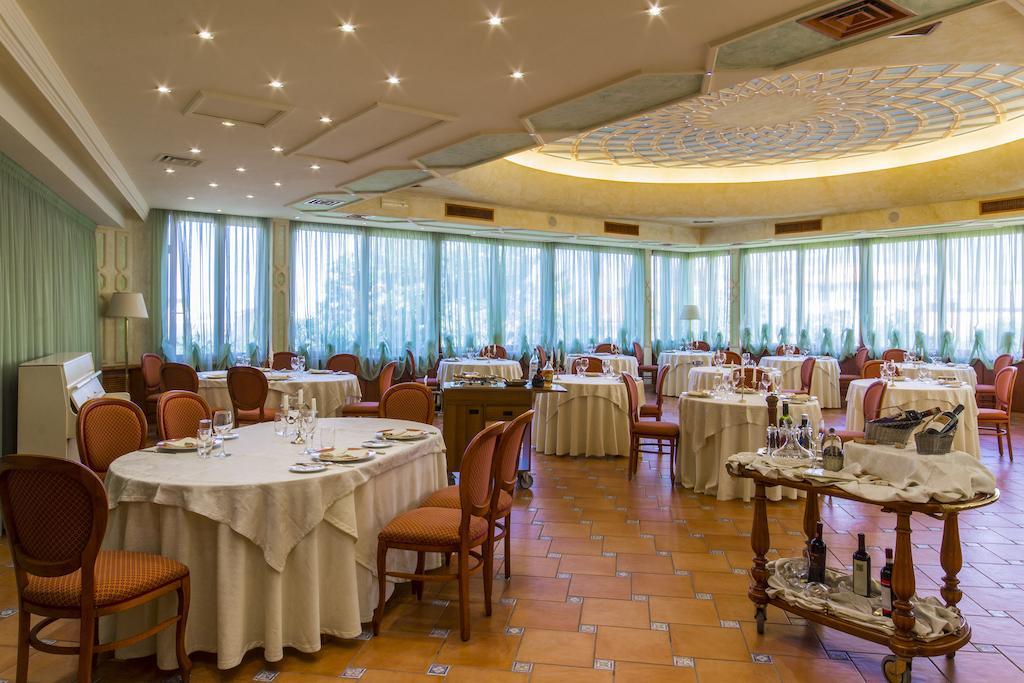 Grand Hotel La Pace (Adults Only) Сант'Анджелло Экстерьер фото
